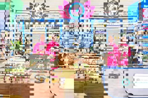 Media.NewsItem.ImageLinkTitleFormat Media.NewsItem.ImageAlternateTextFormat