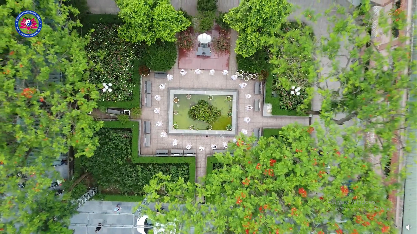 Media.NewsItem.ImageAlternateTextFormat