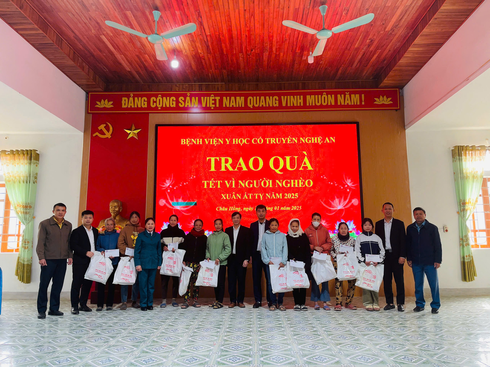 Media.NewsItem.ImageAlternateTextFormat