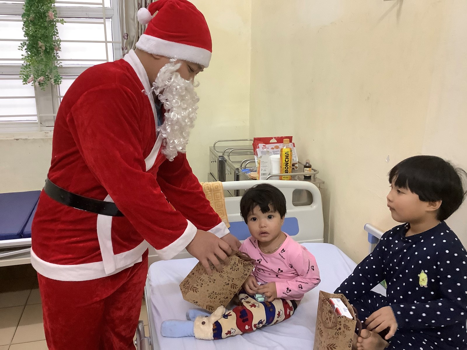 Media.NewsItem.ImageAlternateTextFormat