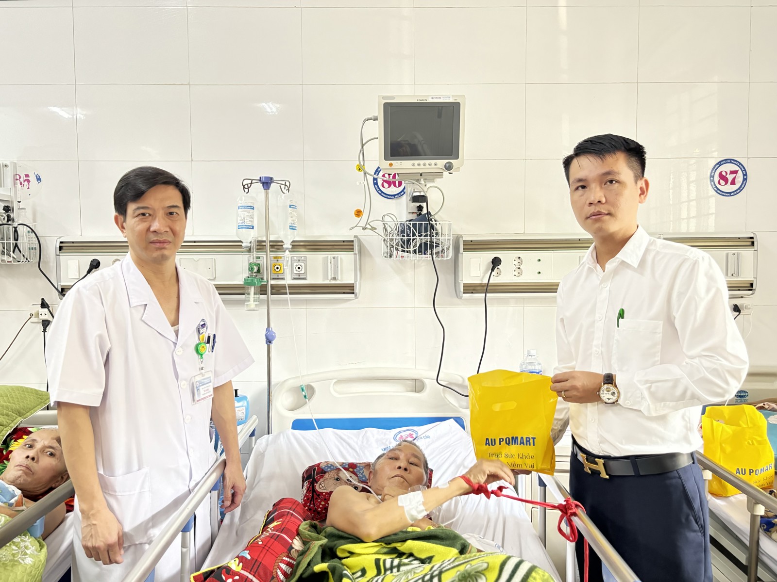 Media.NewsItem.ImageAlternateTextFormat